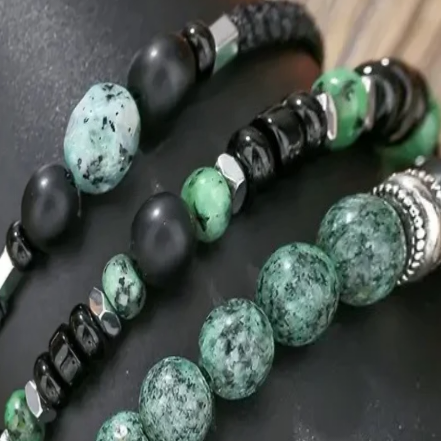 Perlenarmband Damen grün Set– Handgefertigtes Naturstein Armband mit grüner Jade & Onyx, 8mm, verstellbar,